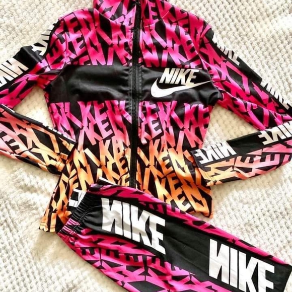 Women's jogger set